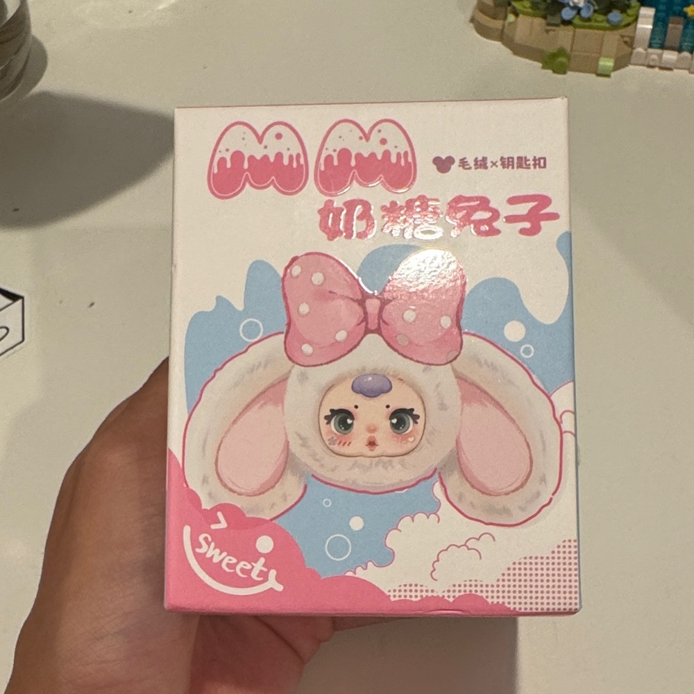Cute Plush Bunny Head Figurine Box - Pink & White